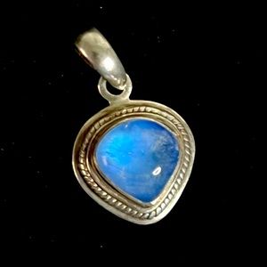 Vintage Sterling Silver Genuine Blue Moonstone Gemstone 925 Pendant